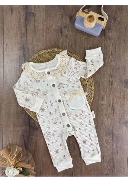 Dantelli Kaşkorse Bereli Güpürlü Çiçek Işlemeli Önden Düğmeli Kız Bebek Tulum