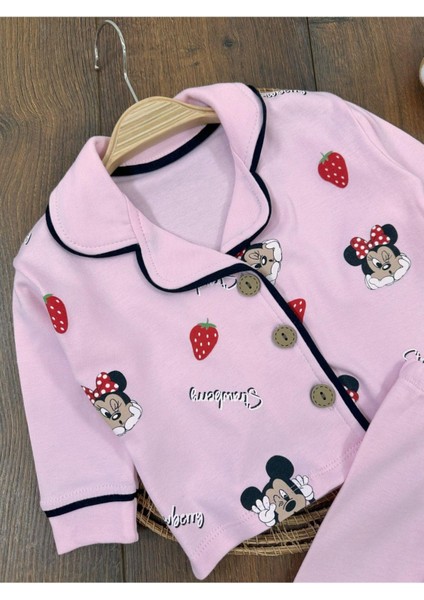 Çilek Desenli Kruvaze Yaka Pijama Takımı modelleri