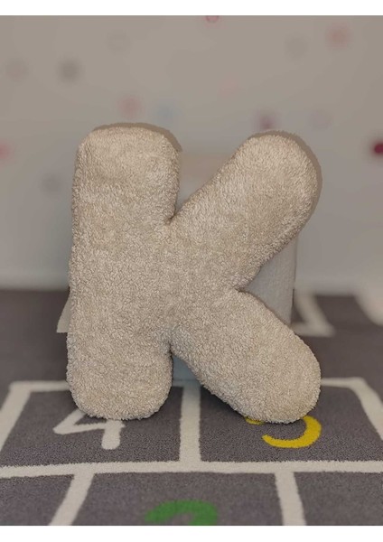 Pufftable Peluş K Harf Yastık, Dekoratif Kırlent, Kuzu Teddy Kumaş, Büyük Boy , Tüm Harfler ,boncuk Elyaf Dolgu