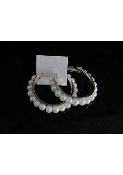 Zarafeti Tamamlayan Şık Inci Boncuklu Gümüş Rengi Küpeler - Her Anınıza Işıltı Katın! fırsatları