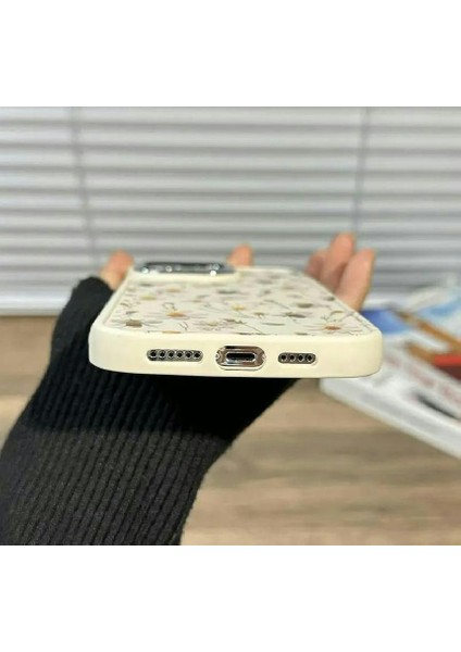 iPhone 14 Pro Sevimli Ve Şık Çiçek Arı Desenli Silikon Cep Telefonu Kılıfı fiyatları