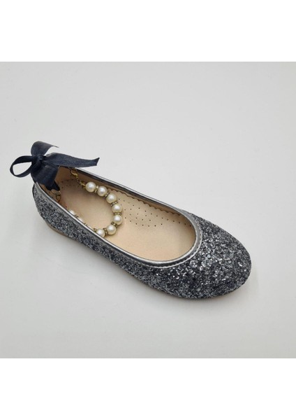 Inci Taşlı Parlak Gri Kız Çocuk Abiye Babet Ayakkabı