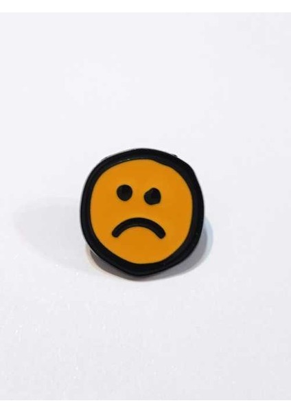 Mutsuz Yüz Rozet. Mineli, Metal. Emoji Rozet, Smiley Rozet. Kadın Broş, Pin. Depresif Rozet.