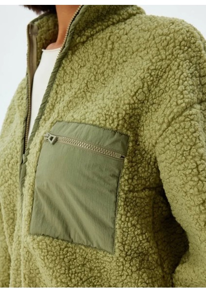 Fermuarlı Yaka Haki Kadın Sweatshırt 5WAL10117IK