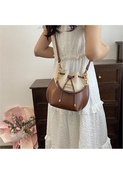 Yeni Moda Rahat Omuz Çantası Minimalist Gelişmiş Su Kovası Crossbody Çanta (Yurt Dışından) fırsatları