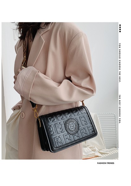 Yeni Küçük Kare Çanta (Yurt Dışından) fırsatları