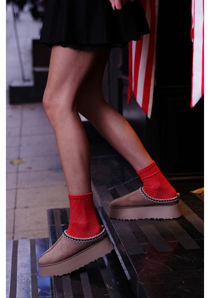 Kadın İçi Kürklü Kalın Taban Önü Kapalı Günlük Kışlık Terlik Furenta Vizon Süet