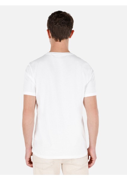 Regular Fit Yuvarlak Yaka Erkek Beyaz Kısa Kol Tişört Cl1067623