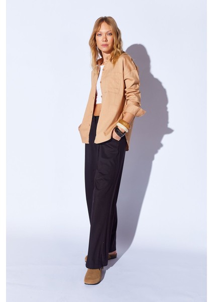 Camel Oversize Tek Cepli Gabardin Rahat Kesim Soft Dokulu Pamuk Kadın Gömlek | MKW168174-01