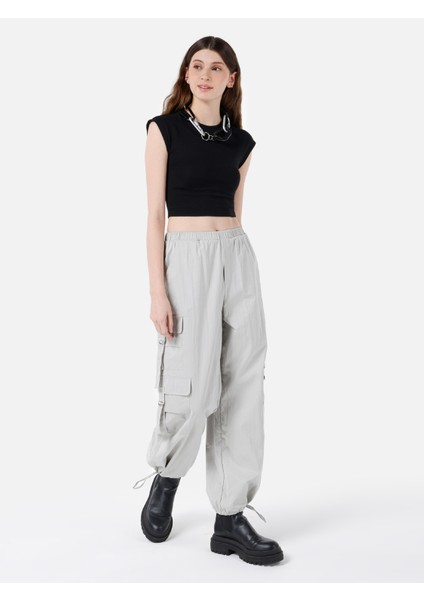 Slim Fit Yuvarlak Yaka Kadın Siyah Kısa Kol Tişört Cl1068561 modelleri