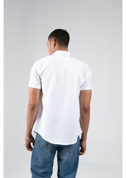 Beyaz Apaj Yaka Erkek Gömlek indirimleri