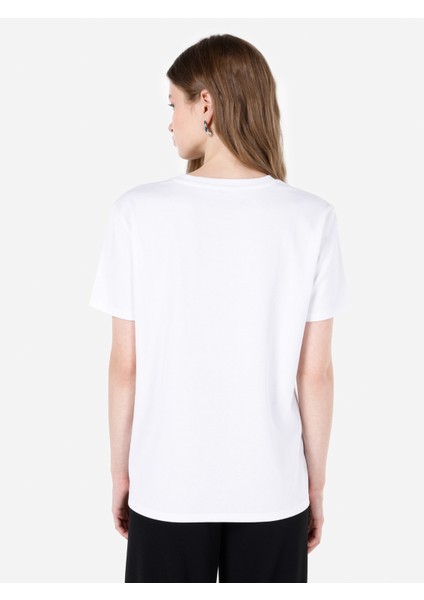 Regular Fit Yuvarlak Yaka Kadın Beyaz Kısa Kol Tişört Cl1068086 fiyatları