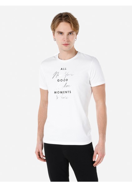 Slim Fit Yuvarlak Yaka Erkek Beyaz Kısa Kol Tişört Cl1064721