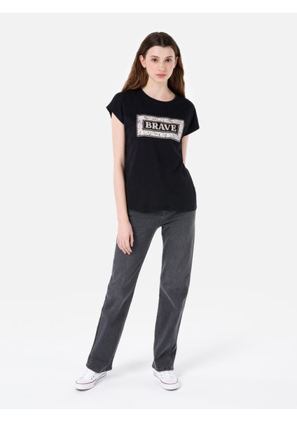 Regular Fit Yuvarlak Yaka Kadın Siyah Kısa Kol Tişört Cl1067935 modelleri