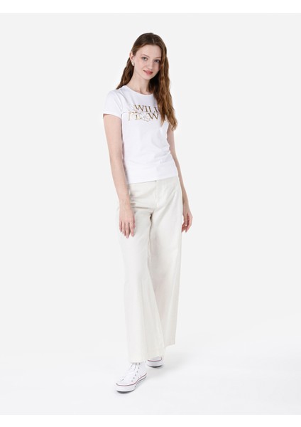 Slim Fit Yuvarlak Yaka Kadın Beyaz Kısa Kol Tişört Cl1067940 modelleri