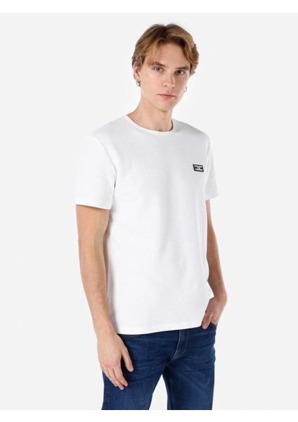 Regular Fit Yuvarlak Yaka Erkek Beyaz Kısa Kol Tişört Cl1066782