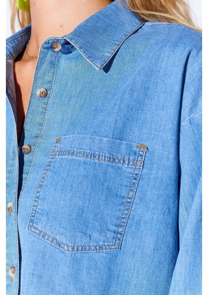 Mavi Crop Soft Dokulu Denim Yıpratma Detaylı Kadın Jean Gömlek | MKS169600-01