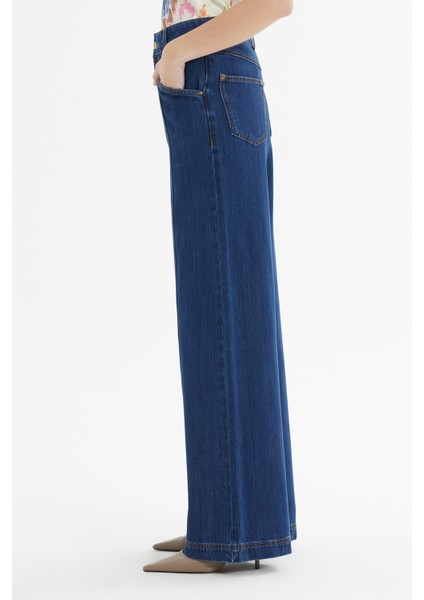 Rivet Detaylı Kontrast Dikişli Geniş Paça Mavi Jean Pantolon fırsatları