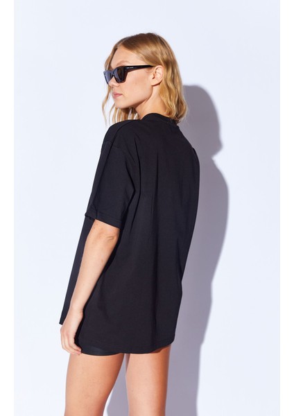 Siyah Kalın Soft Dokulu Enjeksiyon Minimal Baskı Detaylı Oversize %100 Pamuk Unisex T-Shirt | 5397
