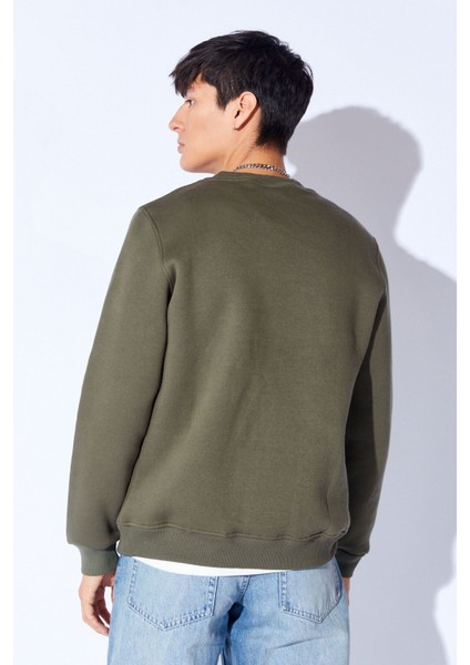 Üç Iplik Şardonlu Lüx Kalite Penye Bisiklet Yaka Yüksek Baskılı Erkek Sweatshirt | Haki MANW229914-1