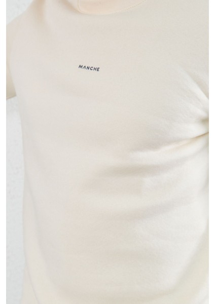 Bisiklet Yaka Basic Minimal Baskılı Sweat Ekru