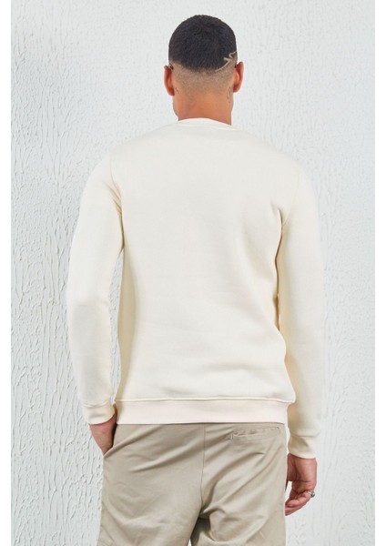 Bisiklet Yaka Basic Minimal Baskılı Sweat Ekru