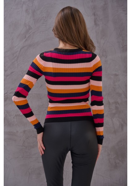 Kadın Vucuda Oturan Yatay Renkli Çizgili Triko Bluz fırsatları