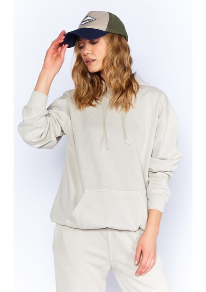 Eskitme Soluk Efektli Regular Normal Kalıp Kapüşonlu Kanguru Cepli Örme Sweatshirt Taş