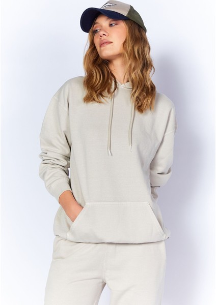 Eskitme Soluk Efektli Regular Normal Kalıp Kapüşonlu Kanguru Cepli Örme Sweatshirt Taş