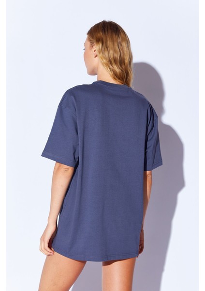 Antrasit Kalın Soft Dokulu Enjeksiyon Minimal Baskı Detaylı Oversize %100 Pamuk Unisex T-Shirt