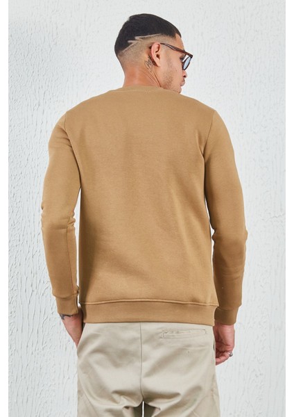 Bisiklet Yaka Basic Minimal Baskılı Sweat Toprak