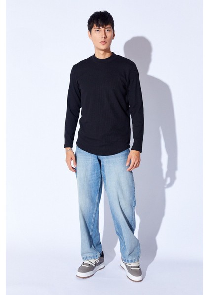 Bisiklet Yaka Jakarlı Dokulu Kumaş Slim Fit Basic Uzun Kol Erkek Tshirt | Siyah MANW229954-1 modelleri