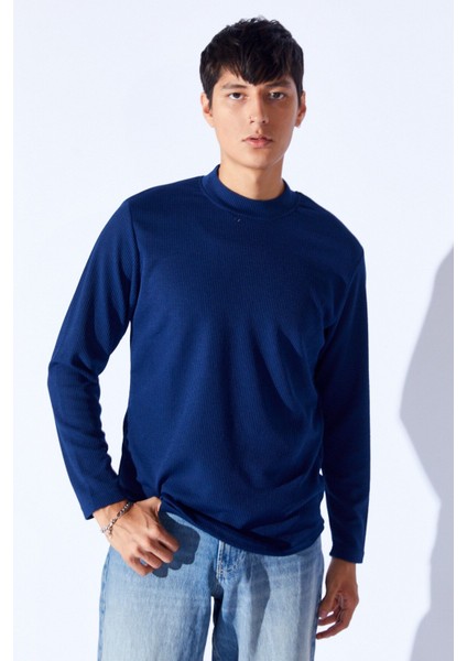 Bisiklet Yaka Jakarlı Dokulu Kumaş Slim Fit Basic Uzun Kol Erkek Tshirt | Indigo MANW229954-1 fiyatları