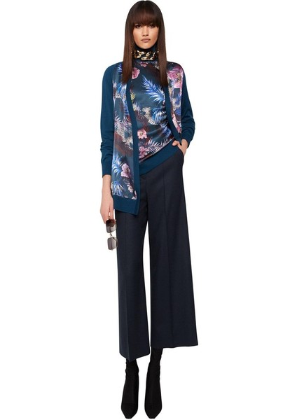 Çiçek Desenli Petrol Yeşili Ipek ve Yün Kazak indirimleri