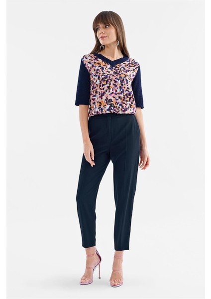 V Yaka Kısa Kol Renkli Ipek ve Yün Kazak fiyatları