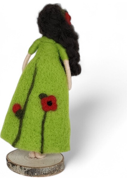 Çiçek Kız Keçe Bebek modelleri