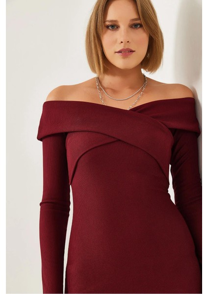 Kadın Bordo Omuzları Çapraz Detaylı Elbise modelleri
