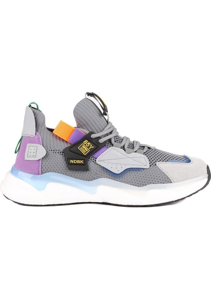 - Gri Renk Bağcıklı Erkek Sneaker 25Y-1023