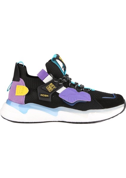 - Siyah Renk Bağcıklı Erkek Sneaker