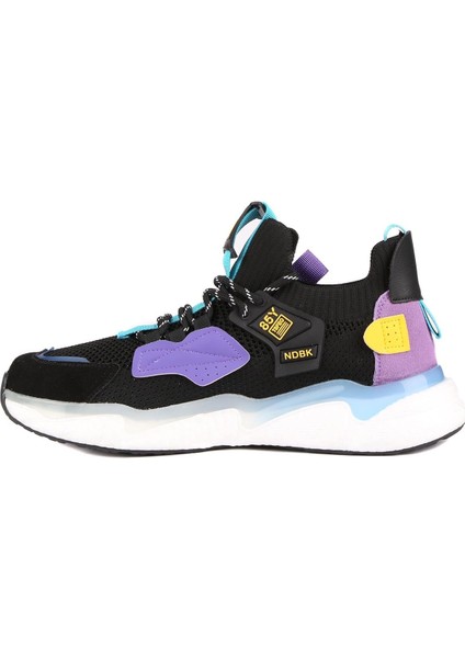 - Siyah Renk Bağcıklı Erkek Sneaker
