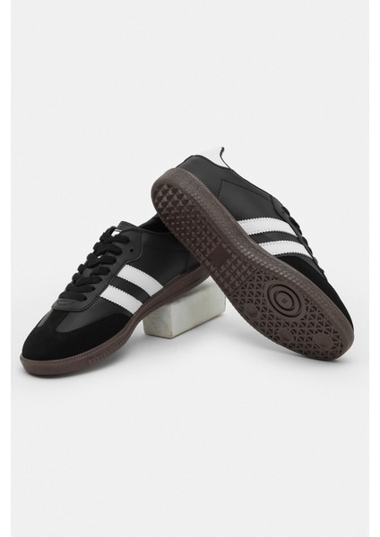 Kadın Siyah Beyaz Termo Taban Yanı Şeritli Bağcıklı Spor Ayakkabı modelleri