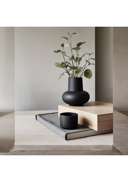 Şık Altın Renkli Modern Vazo – Prestijli Ofis ve Ev Dekoru İçin Zarif Tasarım modelleri