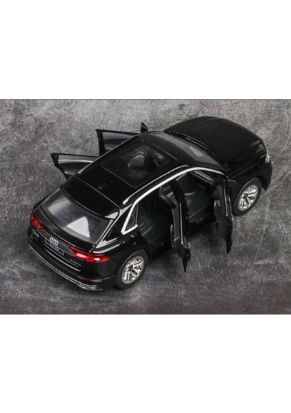 1-24 Model Metal Audi Q8 Araba CZ114B