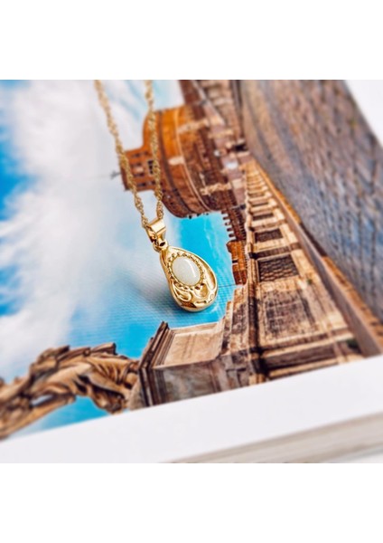 Moss Steel Necklace