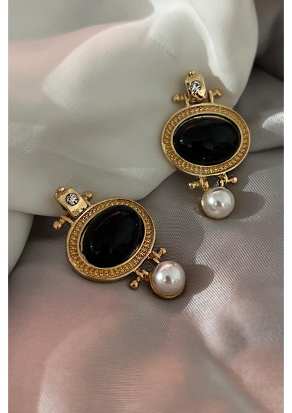 Siyah Beyaz Mineli Altın Kaplama Kadın Küpe