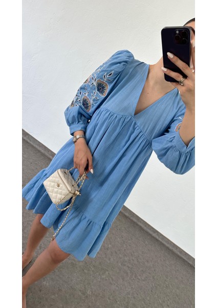Kol Nakışlı Mavi Keten Elbise fırsatları
