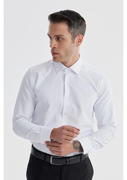 Düz Dar Kalıp - Slim Fit Beyaz Gömlek