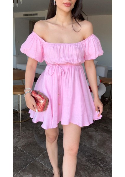 Pembe Volanlı Elbise