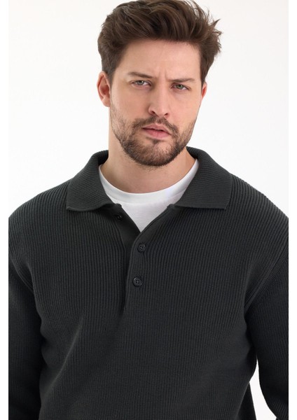 Erkek Regular Fit Pamuklu Polo Yaka Düğmeli Haki Triko Kazak indirimleri