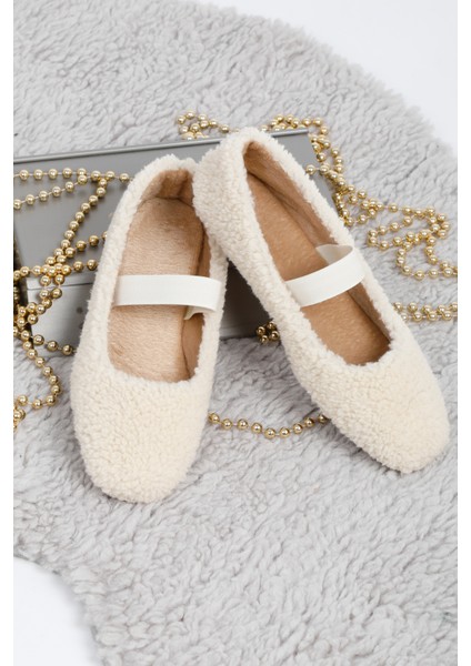 Peluş Tüylü Bant Detaylı Kadın Ev Ayakkabısı Babet modelleri